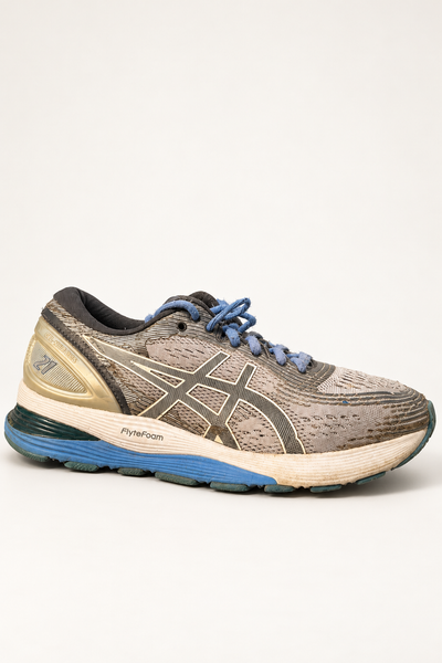 ASICS GEL-NIMBUS 21 Running Shoes, UK 7
