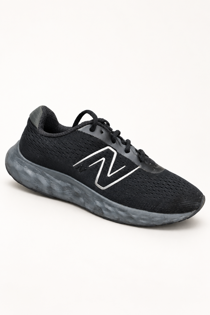 New Balance Black Running Shoes, UK 7.5