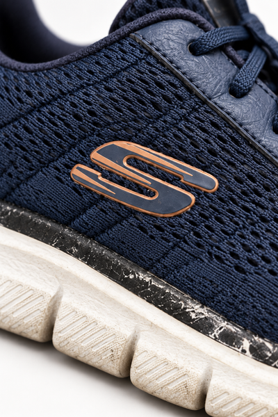 Skechers Navy Sneakers – UK 7